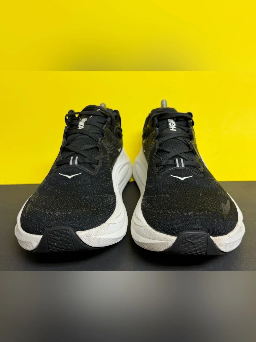Hoka One One Gaviota 6 Women’s Size 9.5D WIDE Black White Running Shoes